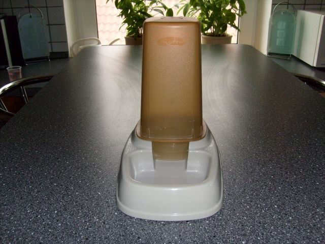 2 Trinknäpfe  - Zubehoer für Haustiere - Meerbeck